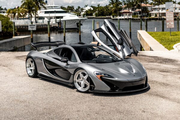 2014_Mclaren_P1_PJ-19