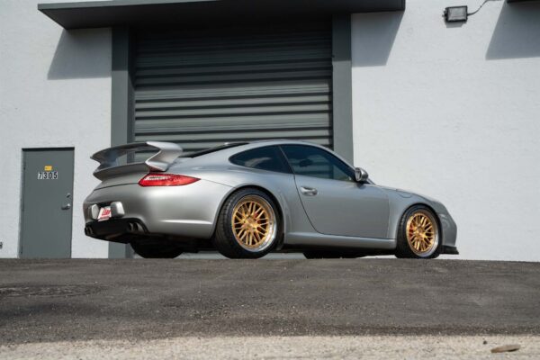 Porsche-996-Carrera-on-AL13-Wheels_51870294613_o