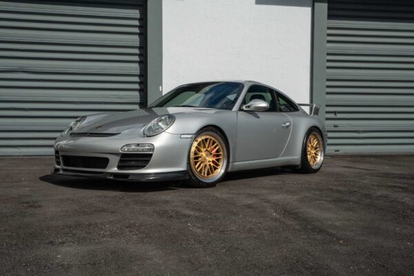 Porsche-996-Carrera-on-AL13-Wheels_51870864990_o