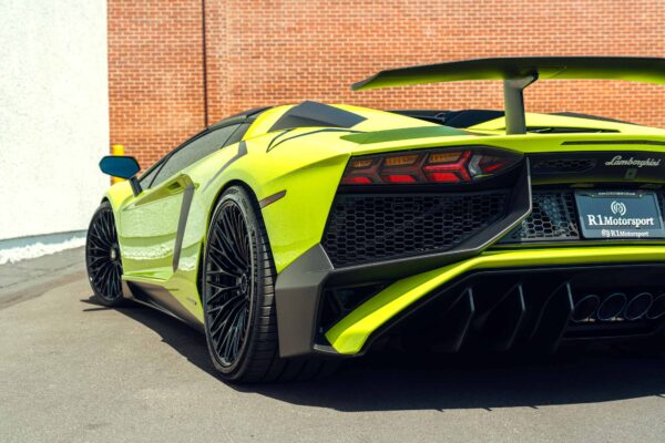 lamborghini-aventador-r100-004