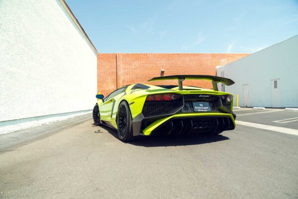 lamborghini-aventador-r100-005